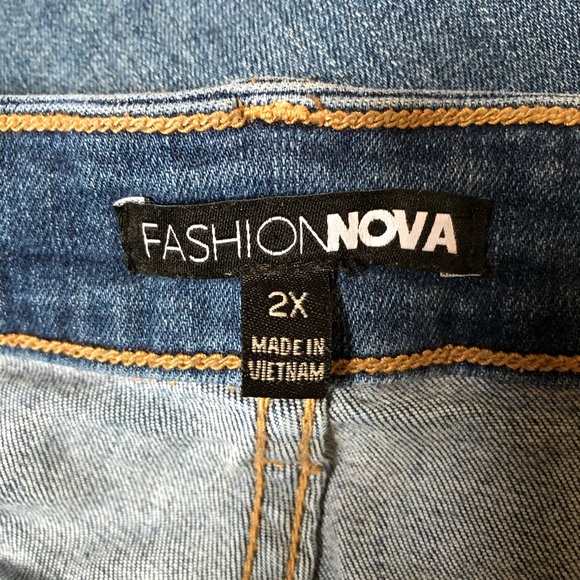 Fashion Nova 2X Boot Leg Jeans Zippered Pockets C - Picture 5 of 7